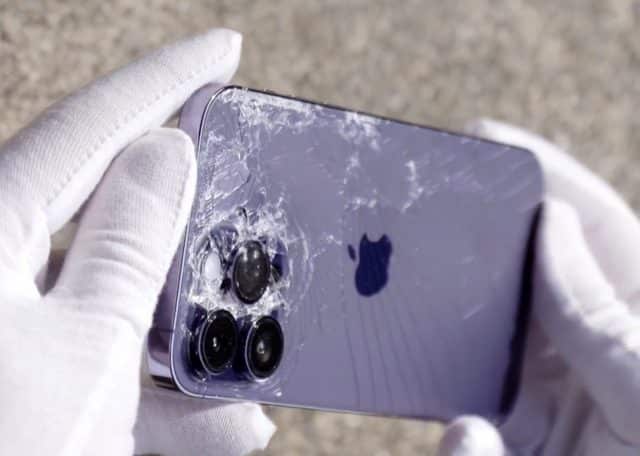Broken iPhone 14